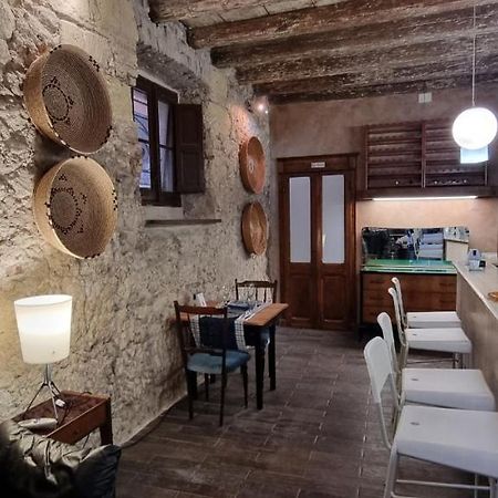 Апартаменти Loft Sant' Efisio Кальярі Екстер'єр фото