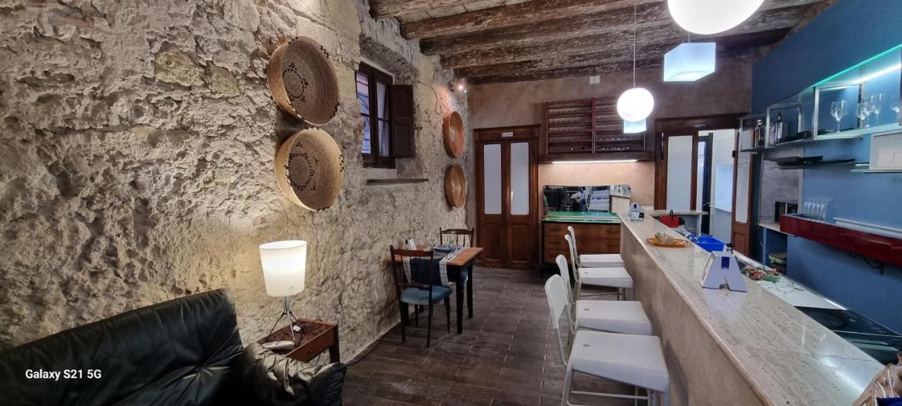 Апартаменти Loft Sant' Efisio Кальярі Екстер'єр фото